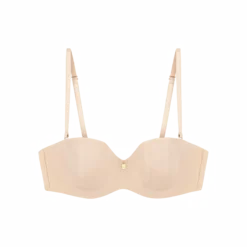 BODY MAKE-UP ESSENTIALS
