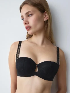 BODY MAKE-UP ILLUSION LACE