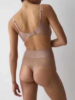 COMFORT CONTOUR