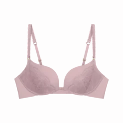 LOVE IN LACE