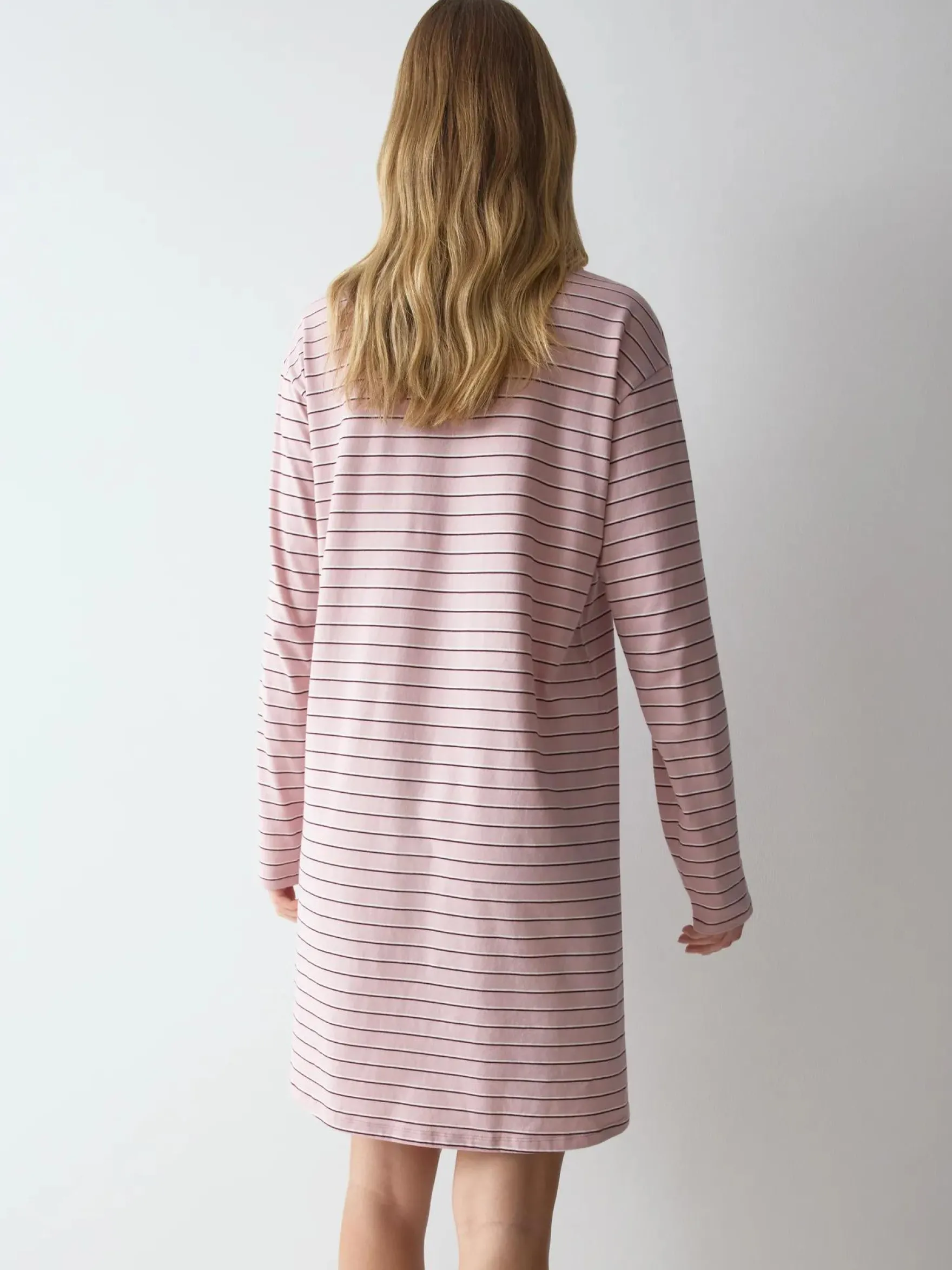 NIGHTDRESSES