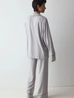 O - LIGHT PAONETTE HW